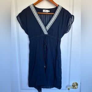 Vineyard Vines Navy Dress with Embroidered V-Neck Size XS
